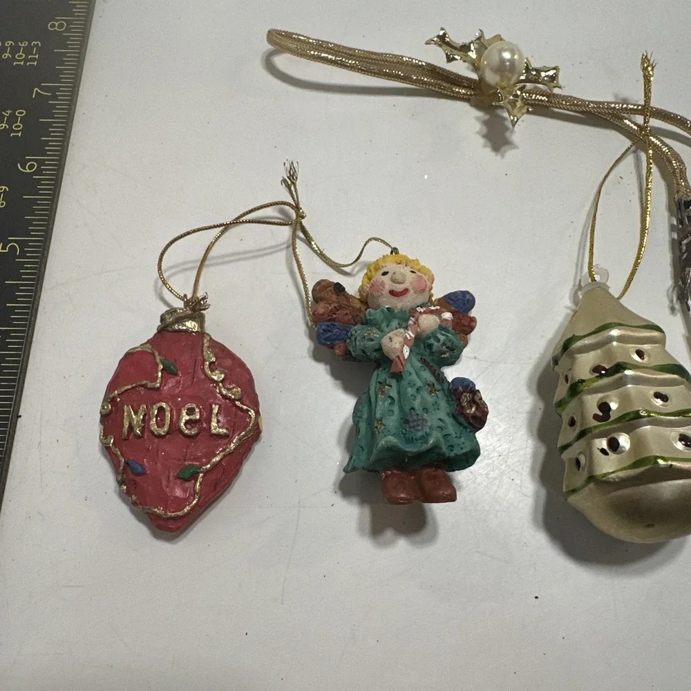 5 christmas‎ ornaments lot